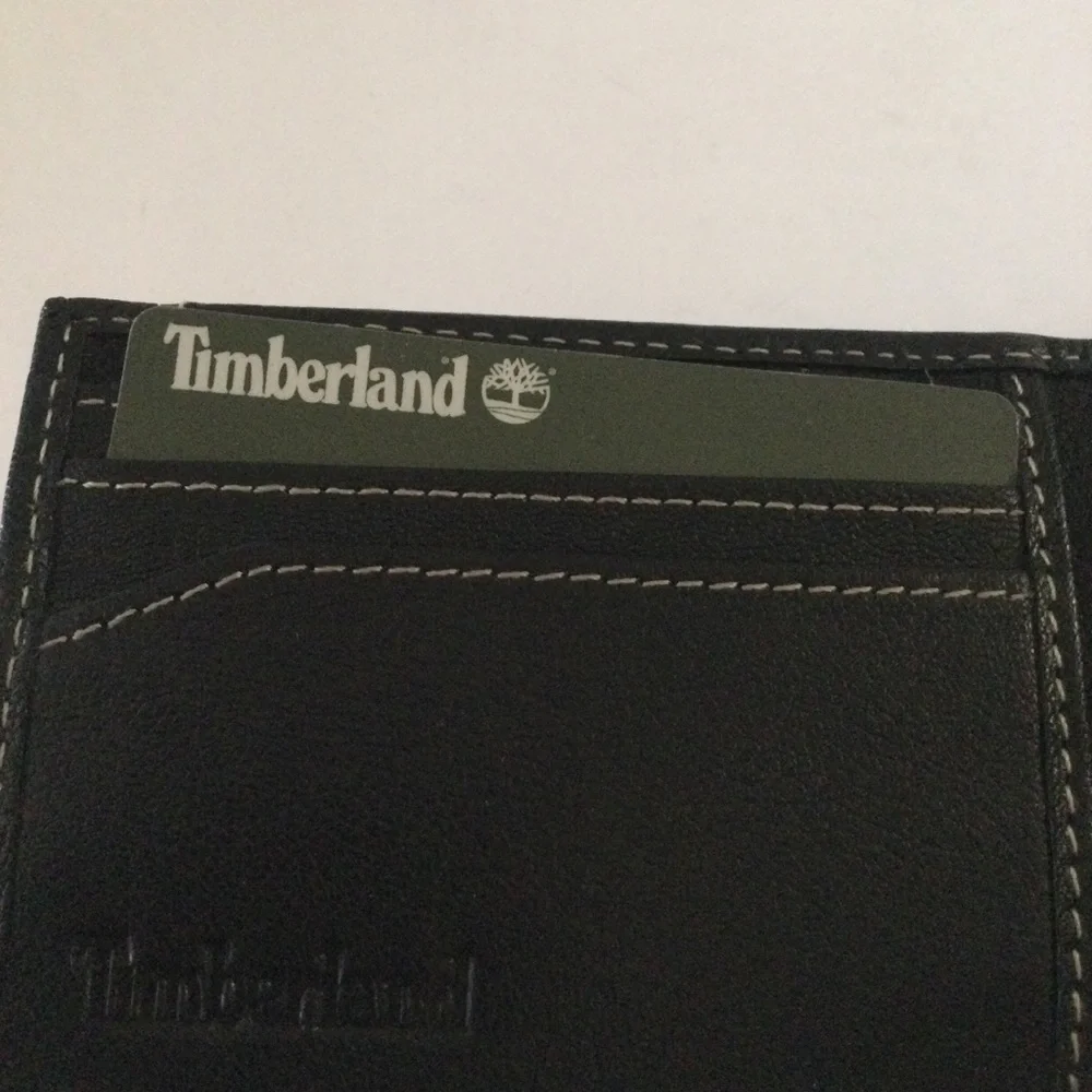 TIMBERLAND BLIX LEATHER WALLET WITH MONEY CLIP BLACK NWOT